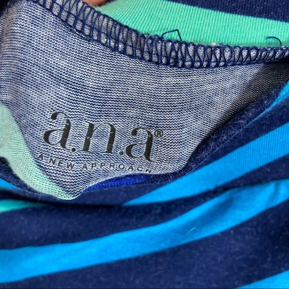 A.n.a. Blue geometric midi skirt size medium - Picture 2 of 8